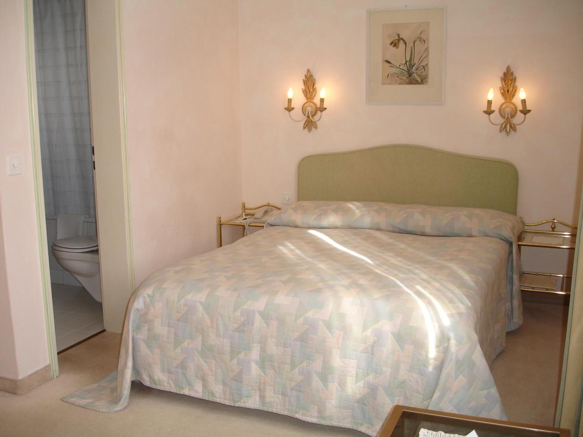Romantik Hotel Castello Seeschloss Ascona Oda fotoğraf